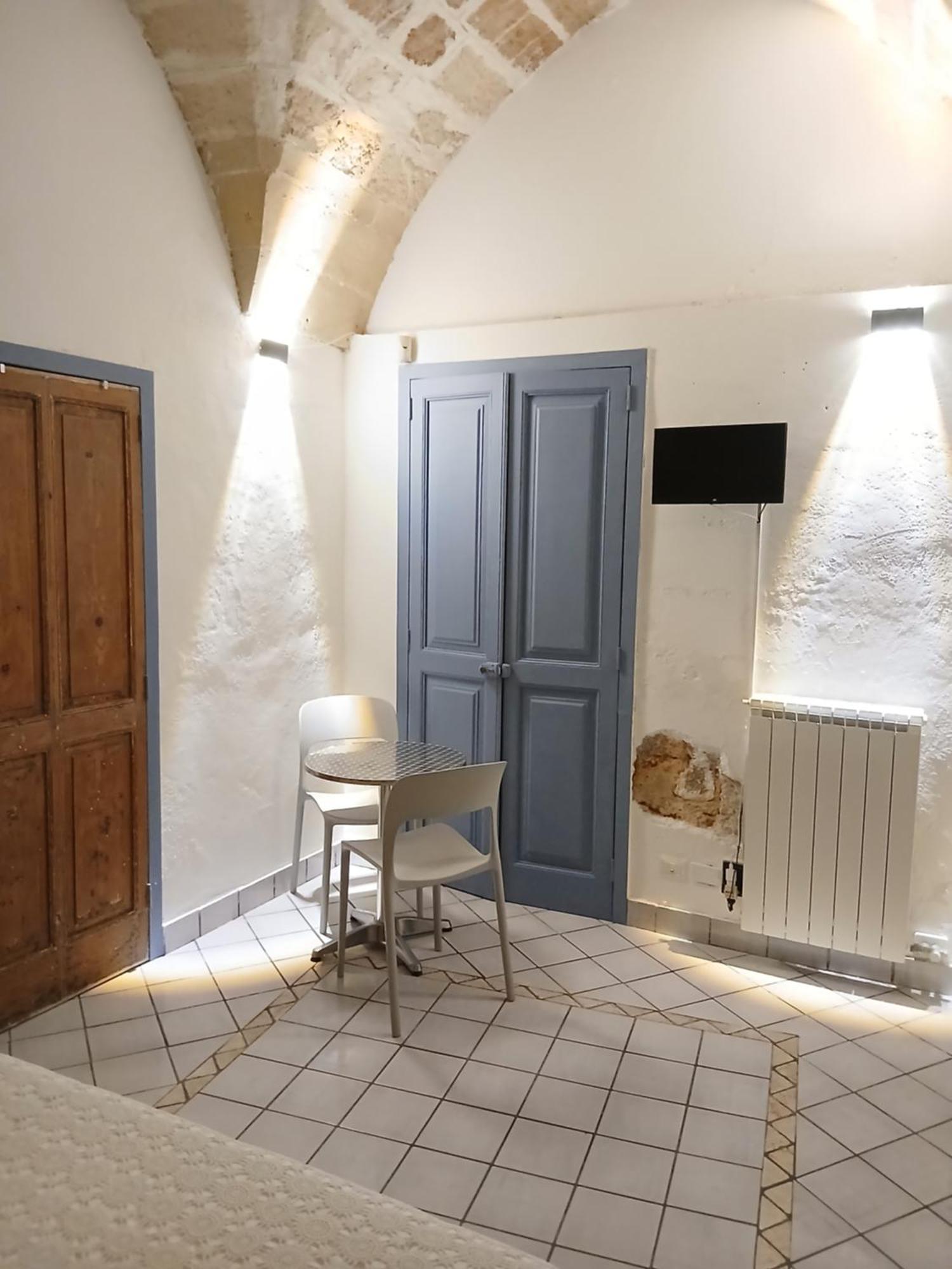 ليتشي Vico Del Sole B&B المظهر الخارجي الصورة